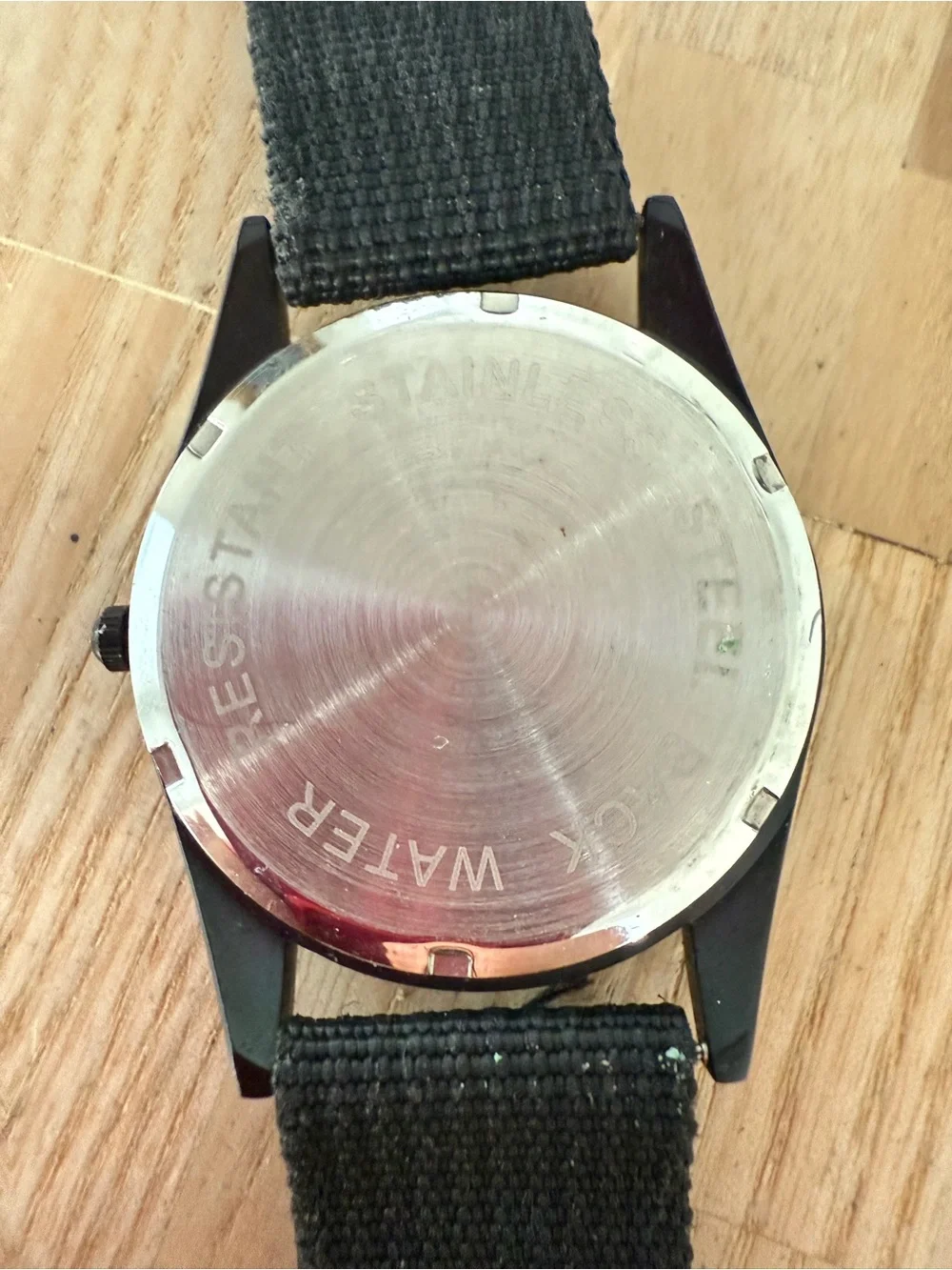 Timex quartz working above